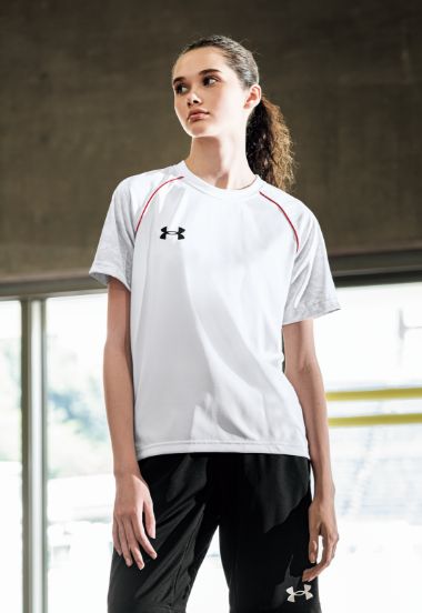 UNDER ARMOUR｜トンボ学生服・とんぼ体操服の株式会社トンボ